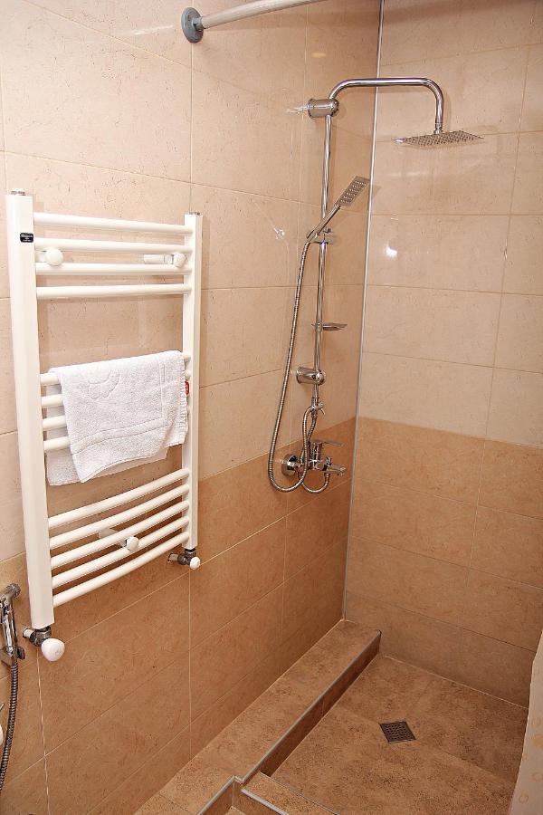 Boutique Hotel Dany Tbilisi Ngoại thất bức ảnh