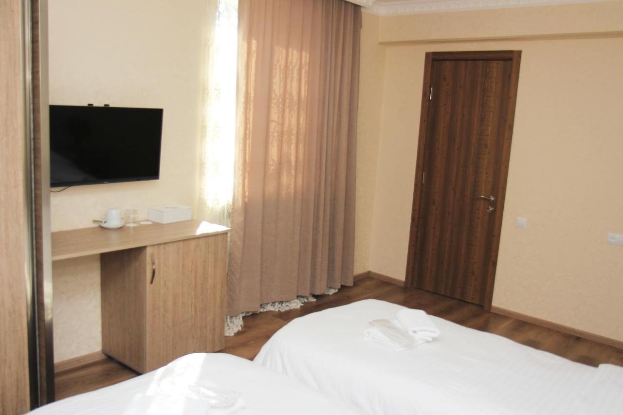 Boutique Hotel Dany Tbilisi Ngoại thất bức ảnh